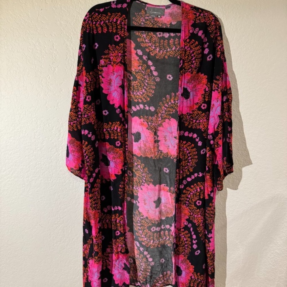 New Anthropologie Amaryllis Duster Kimono Robe Kaftan Pink Black Floral Cover Up - Picture 3 of 9